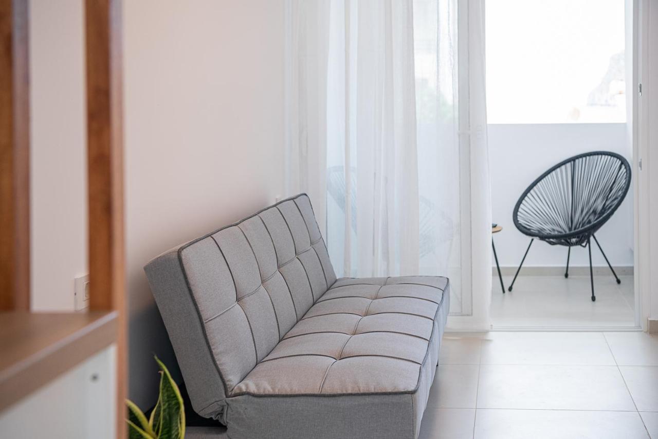 Astra Boutique Suites At Agia Marina Beach Exterior foto